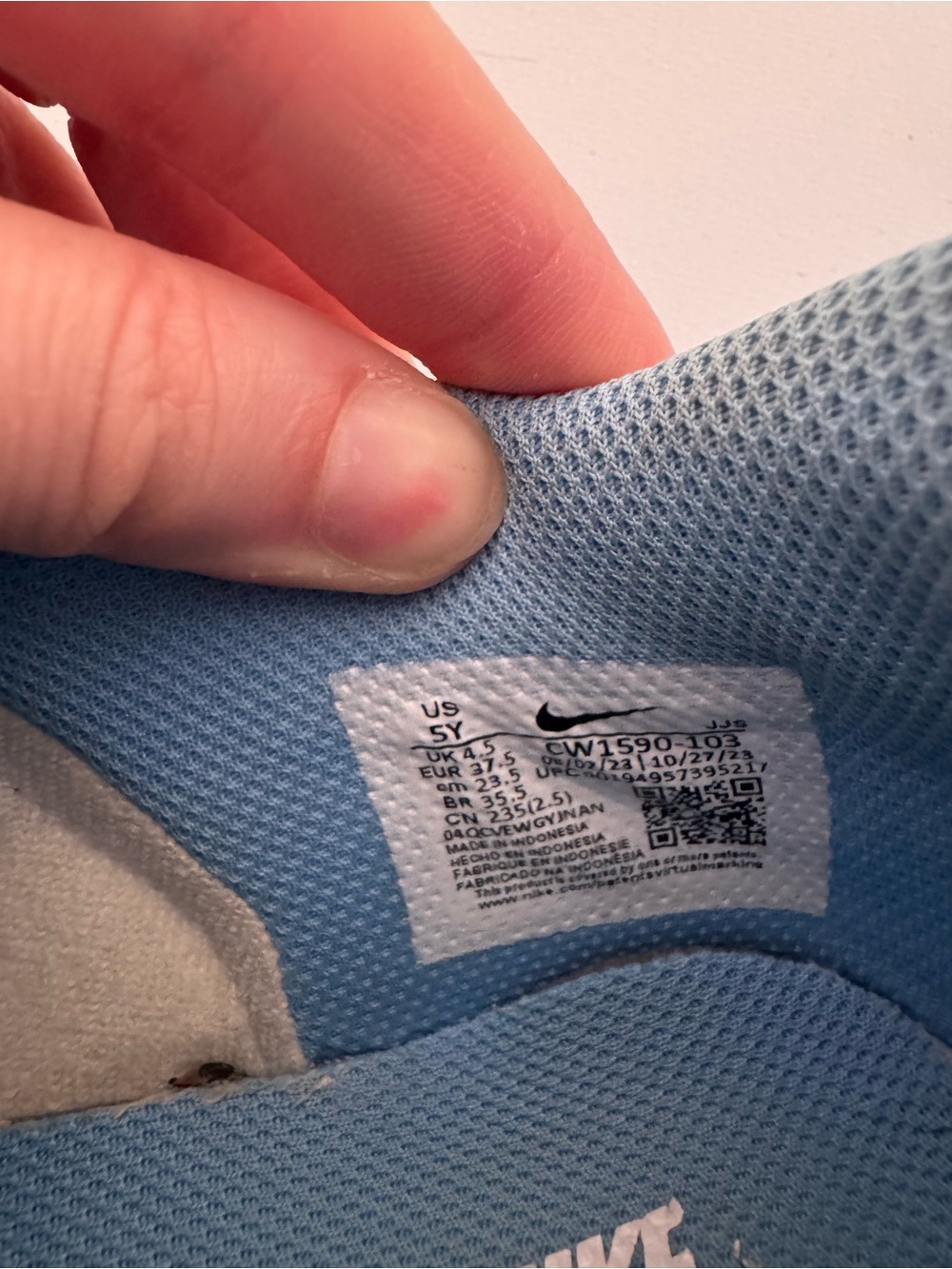 Nike dunks Kids Low-Top Sneakers in Light Blue and White - Picture 4 of 4